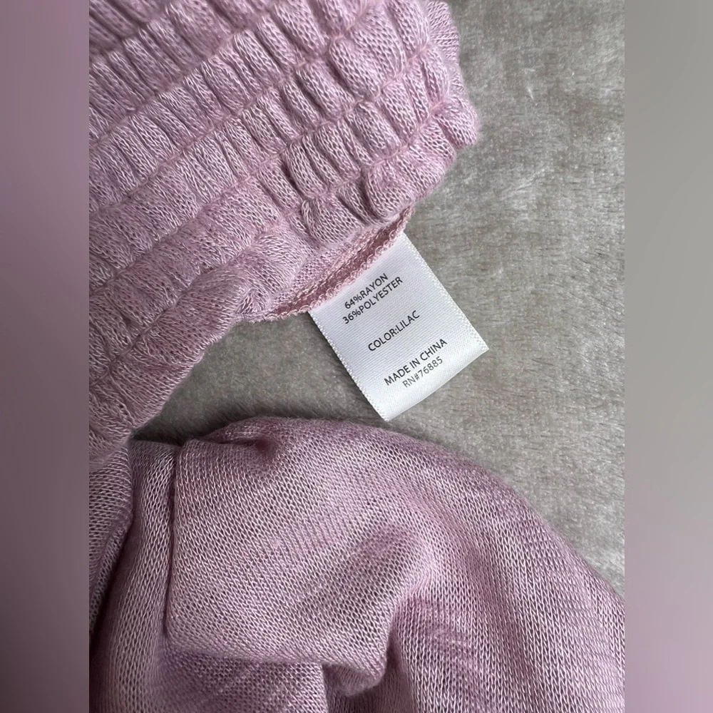 Evereve Dusty Rose V-Neck Smocked Hem Dolman Sleeve Top - Picture 8 of 10
